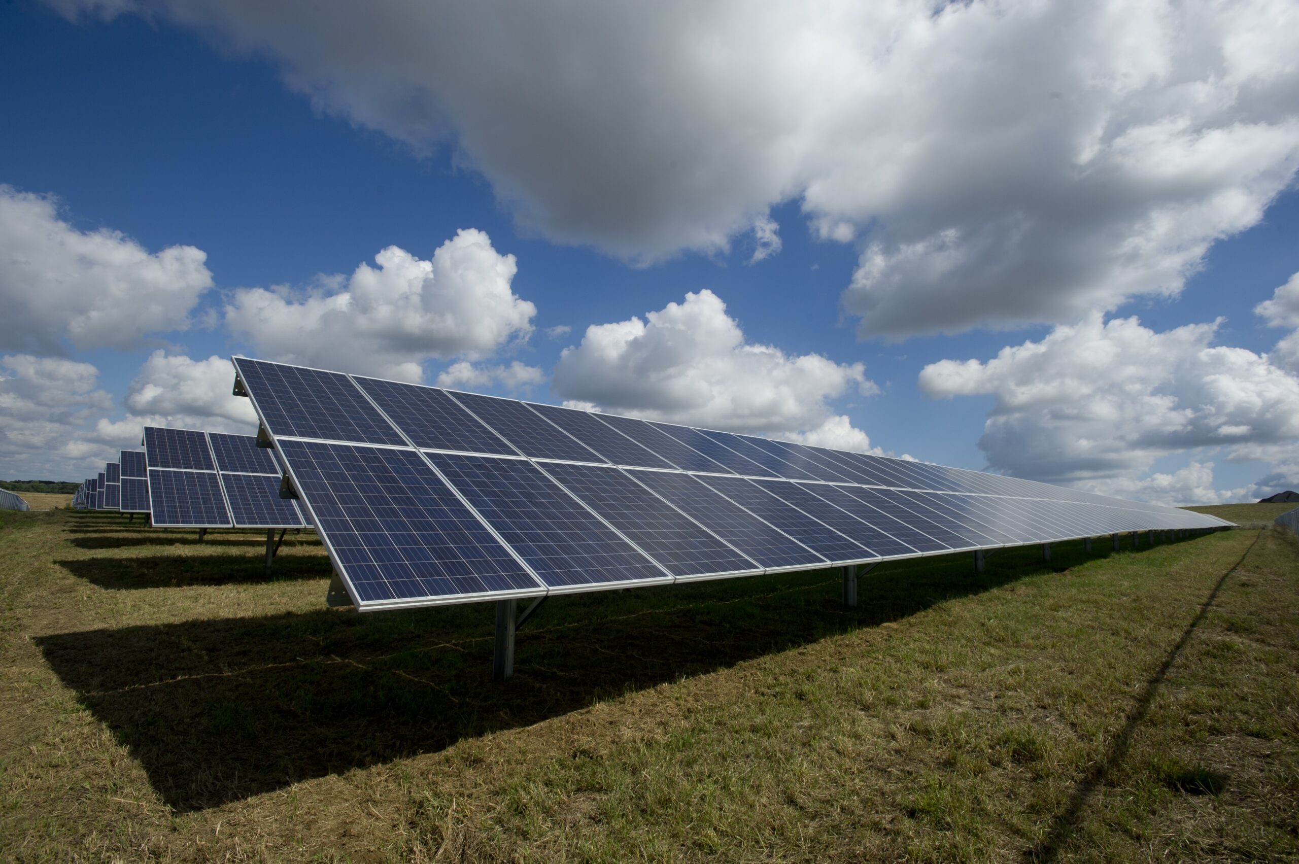 Baterías de litio económicas para sistemas solares residenciales
